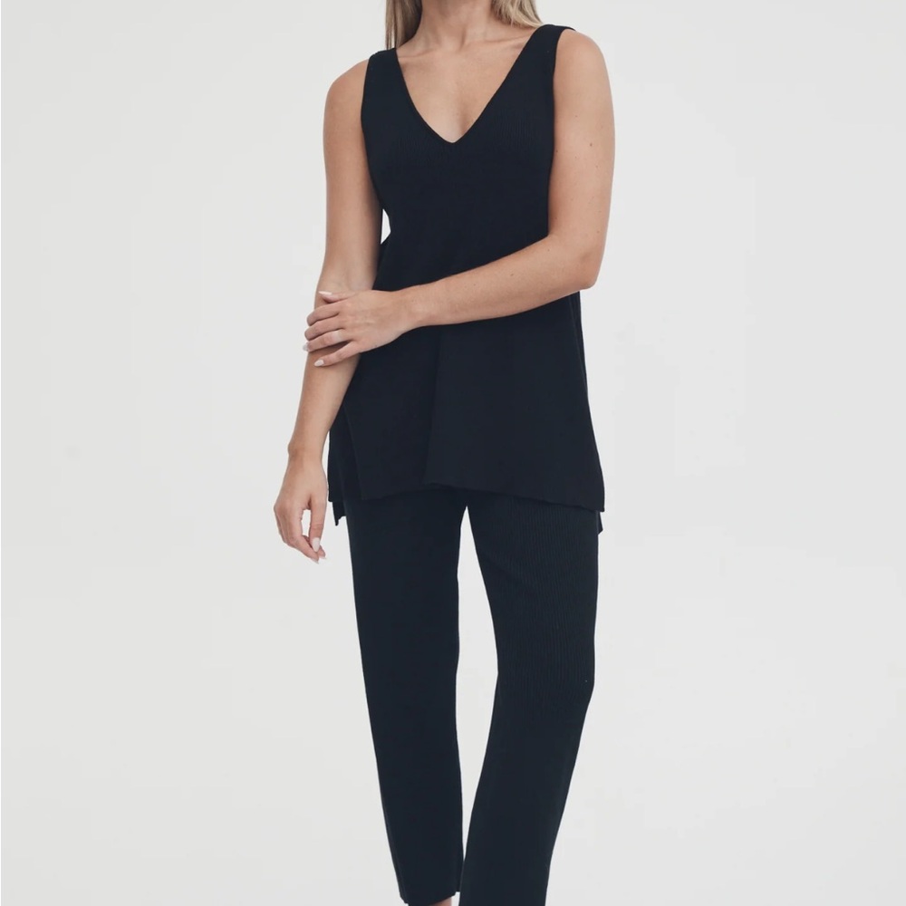 Maternity Elegant Black V-Neck Tank Top